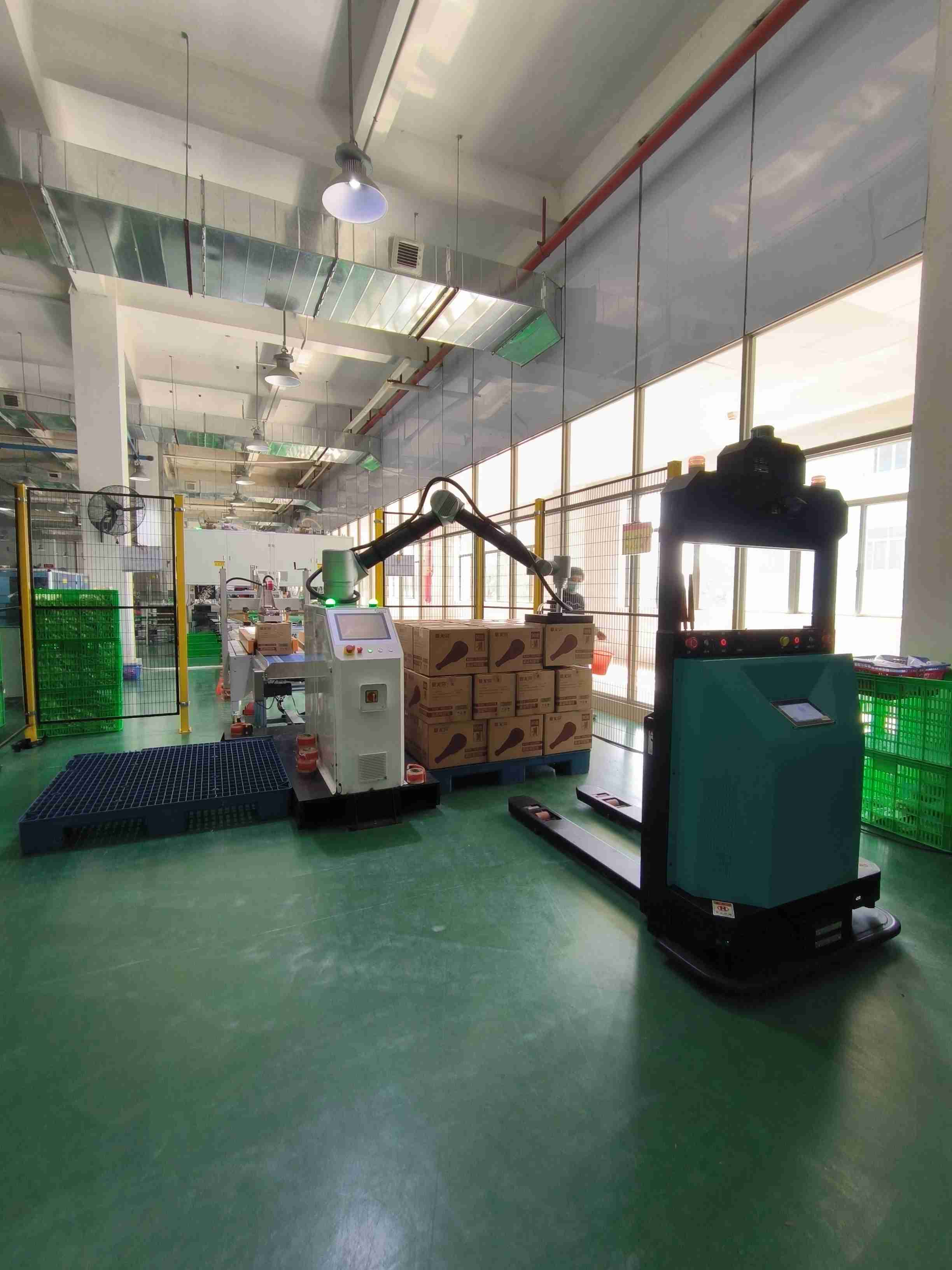 Food Industry - Intelligent Unmanned Forklift Case for Turnover and Handling